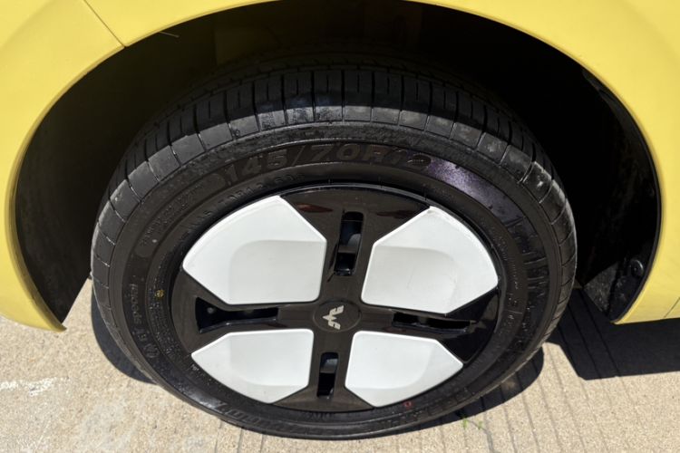 Used Wuling Hongguang MINIEV 2024 3rd Generation 215km Advanced Version Exterior 7