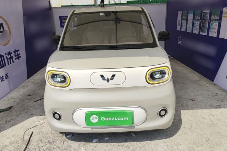 Used Wuling Hongguang MINIEV 2024 3rd Generation 215km Youth Edition Front