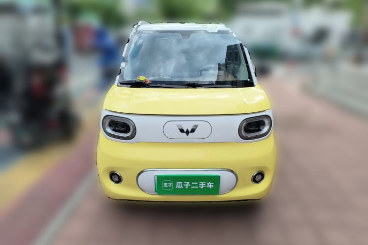 Used Wuling Hongguang MINIEV 2024 3rd Generation 215km Advanced Version Front