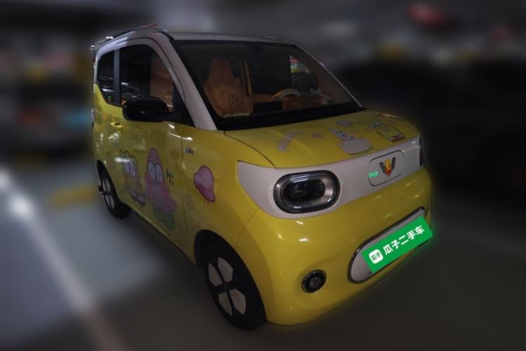 Used Wuling Hongguang MINIEV 2024 3rd Generation 215km Advanced Version Front Right 45 Deg