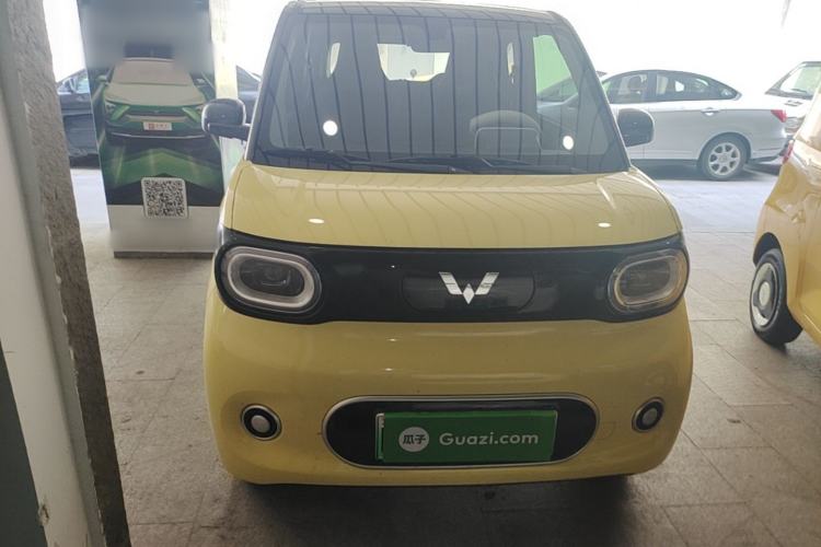 Used Wuling Hongguang MINIEV 2024 3rd Generation 215km Youth Edition Front