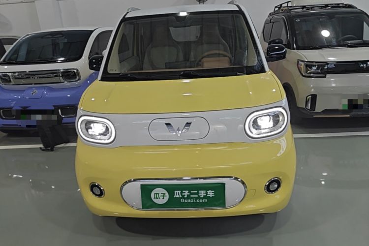 Used Wuling Hongguang MINIEV 2024 3rd Generation 215km Advanced Version Front