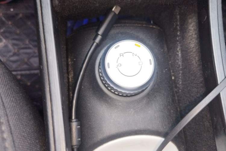 Used Wuling Hongguang MINIEV 2024 3rd Generation 215km Advanced Version Gear Lever