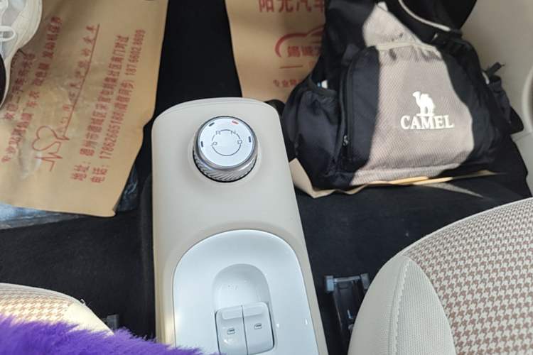 Used Wuling Hongguang MINIEV 2024 3rd Generation 215km Advanced Version Gear Lever