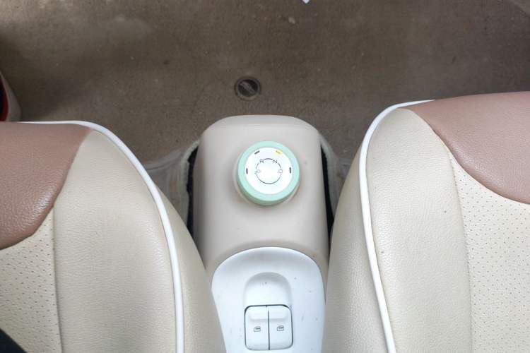 Used Wuling Hongguang MINIEV 2024 3rd Generation 215km Advanced Version Gear Lever