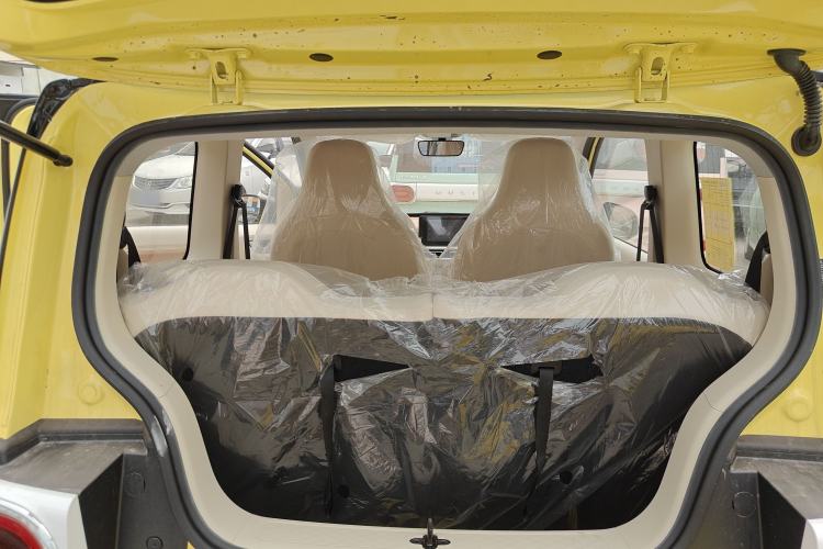 Used Wuling Hongguang MINIEV 2024 3rd Generation 170 km Headliner