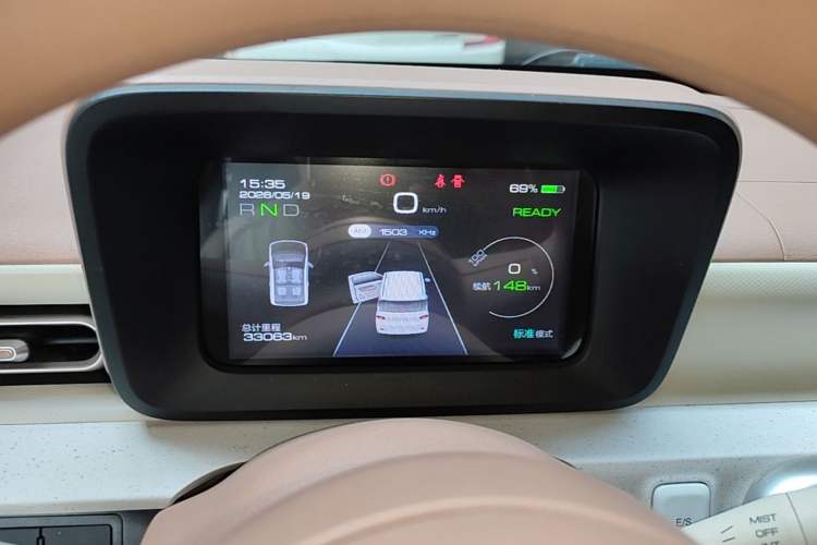 Used Wuling Hongguang MINIEV 2024 3rd Generation 215km Youth Edition Instrument Cluster