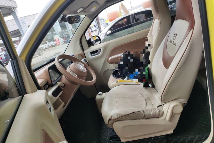 Used Wuling Hongguang MINIEV 2024 3rd Generation 215km Advanced Version Left Front Seat