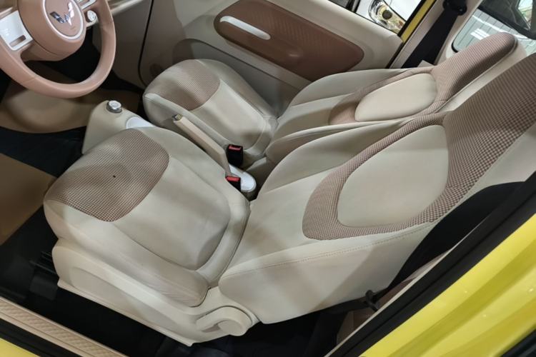 Used Wuling Hongguang MINIEV 2024 3rd Generation 215km Advanced Version Left Front Seat
