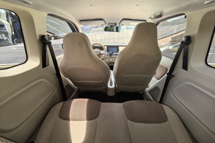 Used Wuling Hongguang MINIEV 2024 3rd Generation 215km Advanced Version Left Front Seat