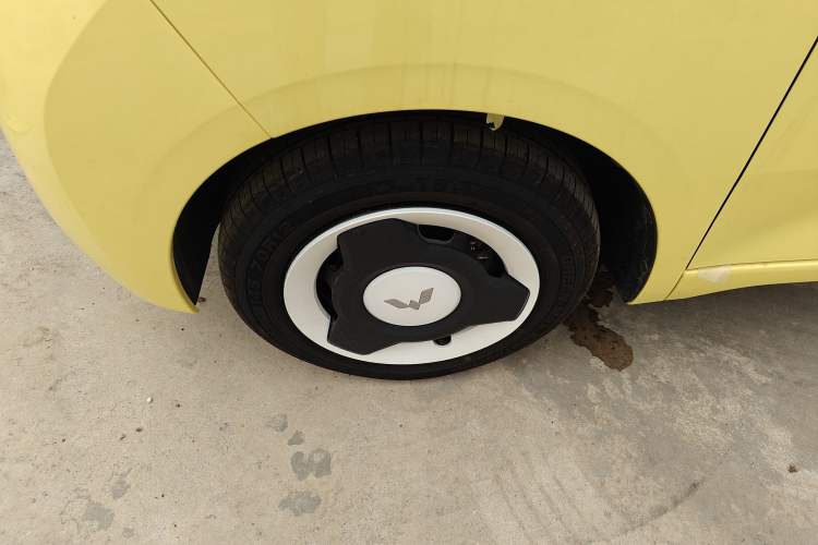 Used Wuling Hongguang MINIEV 2024 3rd Generation 170 km Left Front Wheel Hub