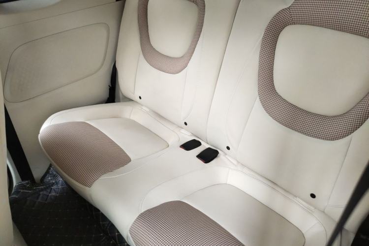 Used Wuling Hongguang MINIEV 2024 3rd Generation 215km Advanced Version Left Rear Seat