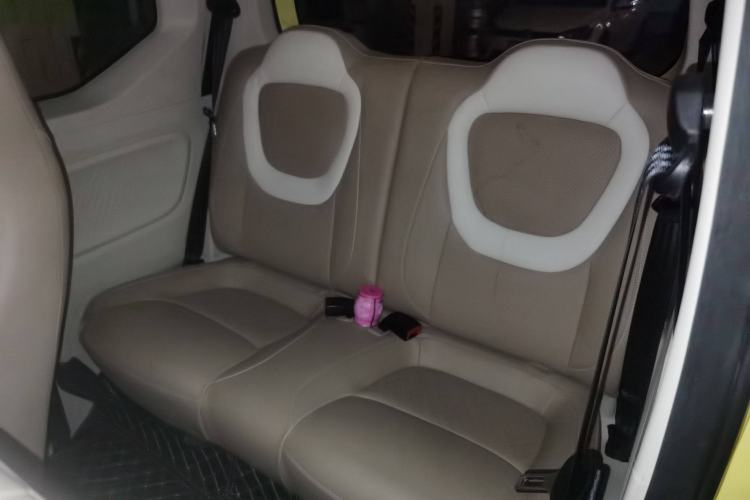 Used Wuling Hongguang MINIEV 2024 3rd Generation 215km Advanced Version Left Rear Seat