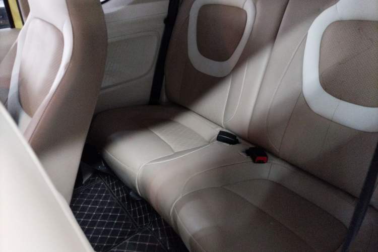 Used Wuling Hongguang MINIEV 2024 3rd Generation 215km Advanced Version Left Rear Seat