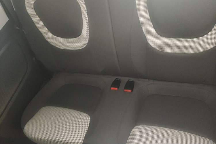 Used Wuling Hongguang MINIEV 2024 3rd Generation 215km Youth Edition Left Rear Seat