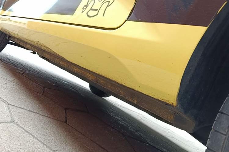 Used Wuling Hongguang MINIEV 2024 3rd Generation 215km Advanced Version Left Side Sill