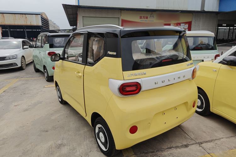 Used Wuling Hongguang MINIEV 2024 3rd Generation 170 km Rear Left 45 Deg