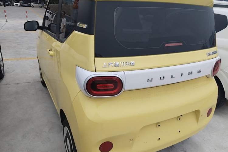 Used Wuling Hongguang MINIEV 2024 3rd Generation 215km Youth Edition Rear Left 45 Deg
