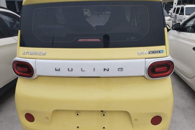 Used Wuling Hongguang MINIEV 2024 3rd Generation 215km Youth Edition Rear
