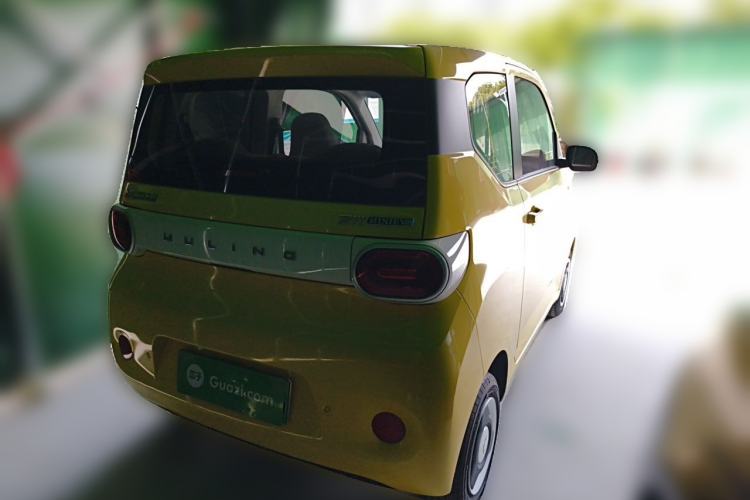 Used Wuling Hongguang MINIEV 2024 3rd Generation 215km Youth Edition Rear Right 45 Deg