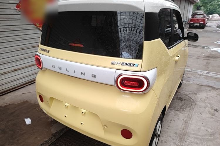 Used Wuling Hongguang MINIEV 2024 3rd Generation 215km Advanced Version Rear Right 45 Deg