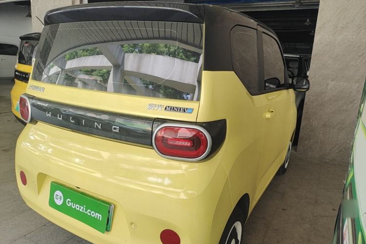 Used Wuling Hongguang MINIEV 2024 3rd Generation 215km Youth Edition Rear Right 45 Deg