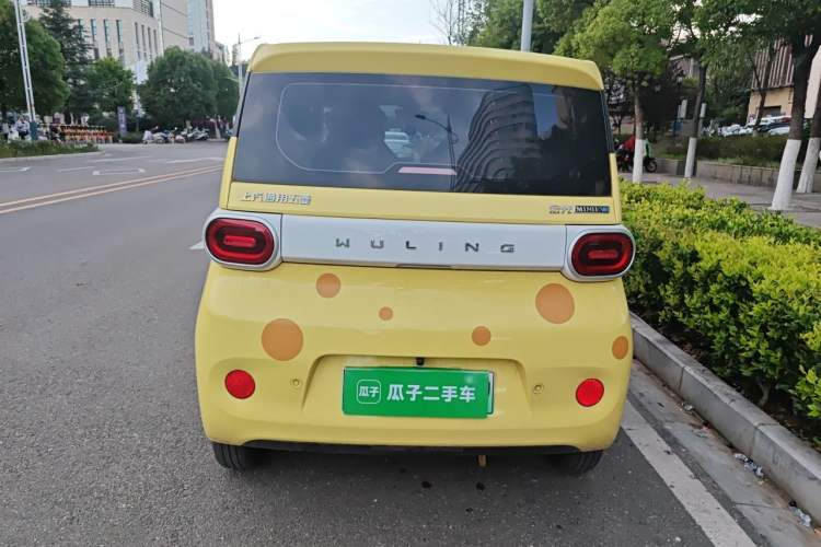 Used Wuling Hongguang MINIEV 2024 3rd Generation 215km Youth Edition Rear