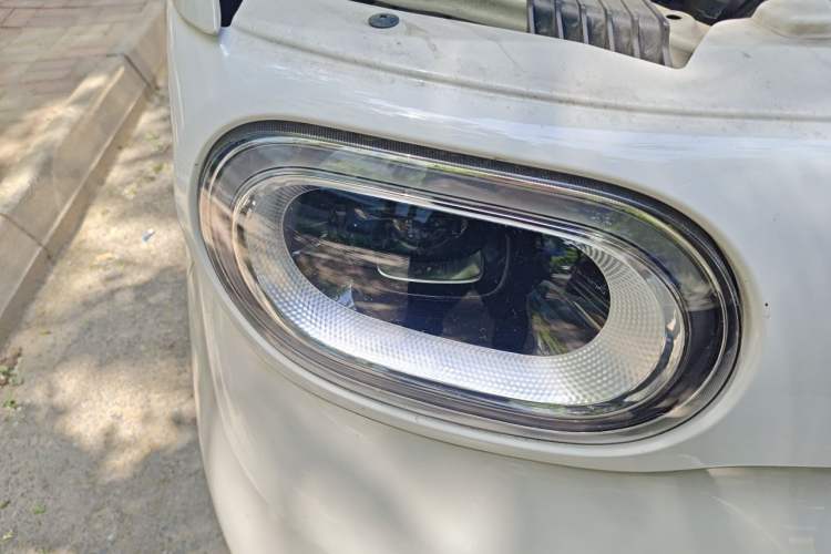 Used Wuling Hongguang MINIEV 2024 3rd Generation 215km Youth Edition Right Front Headlight