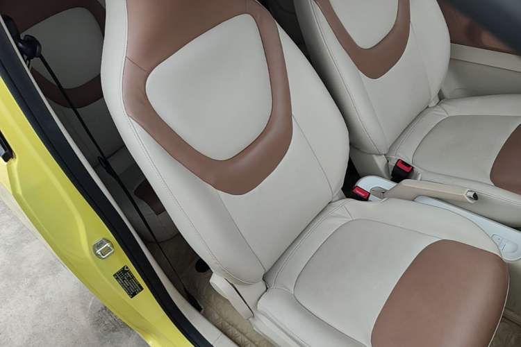 Used Wuling Hongguang MINIEV 2024 3rd Generation 215km Advanced Version Right Front Seat