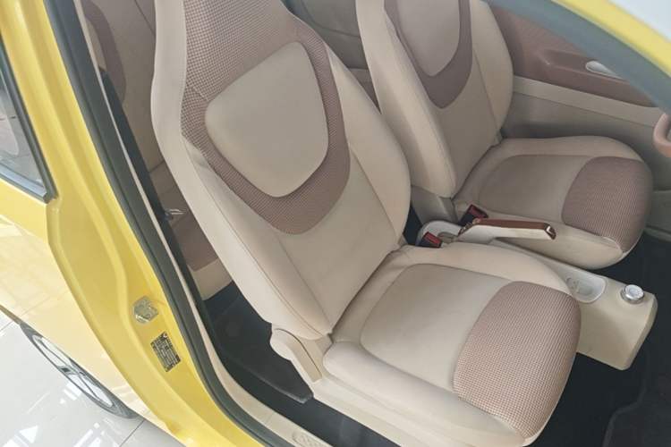 Used Wuling Hongguang MINIEV 2024 3rd Generation 215km Advanced Version Right Front Seat