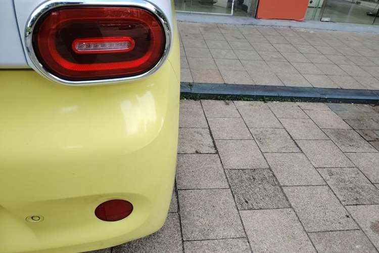 Used Wuling Hongguang MINIEV 2024 3rd Generation 215km Youth Edition Right Rear Taillight