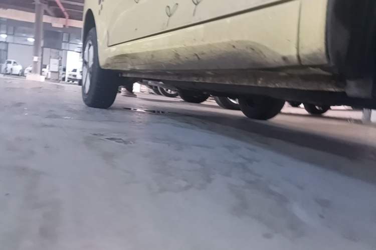 Used Wuling Hongguang MINIEV 2024 3rd Generation 215km Advanced Version Right Side Sill