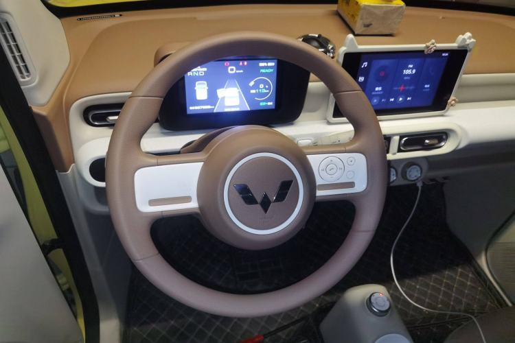 Used Wuling Hongguang MINIEV 2024 3rd Generation 215km Advanced Version Steering Wheel