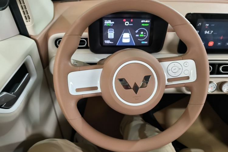 Used Wuling Hongguang MINIEV 2024 3rd Generation 215km Advanced Version Steering Wheel