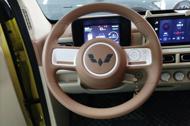 Used Wuling Hongguang MINIEV 2024 3rd Generation 215km Advanced Version Steering Wheel