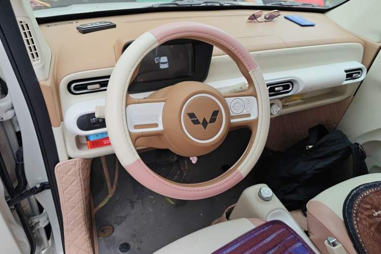 Used Wuling Hongguang MINIEV 2024 3rd Generation 215km Youth Edition Steering Wheel