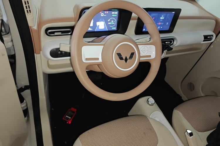 Used Wuling Hongguang MINIEV 2024 3rd Generation 215km Advanced Version Steering Wheel