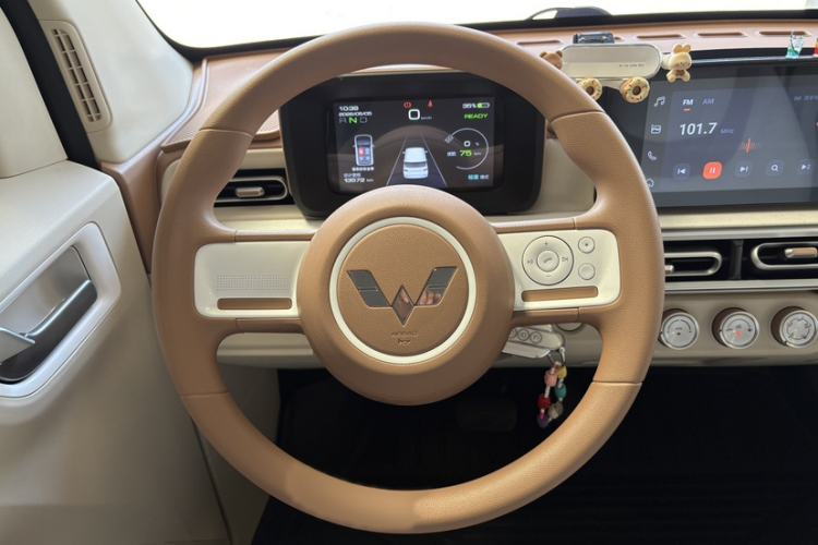 Used Wuling Hongguang MINIEV 2024 3rd Generation 215km Advanced Version Steering Wheel