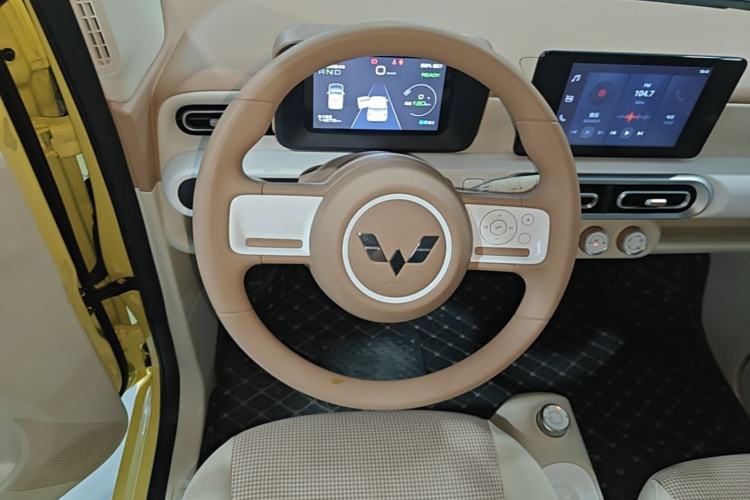 Used Wuling Hongguang MINIEV 2024 3rd Generation 215km Advanced Version Steering Wheel