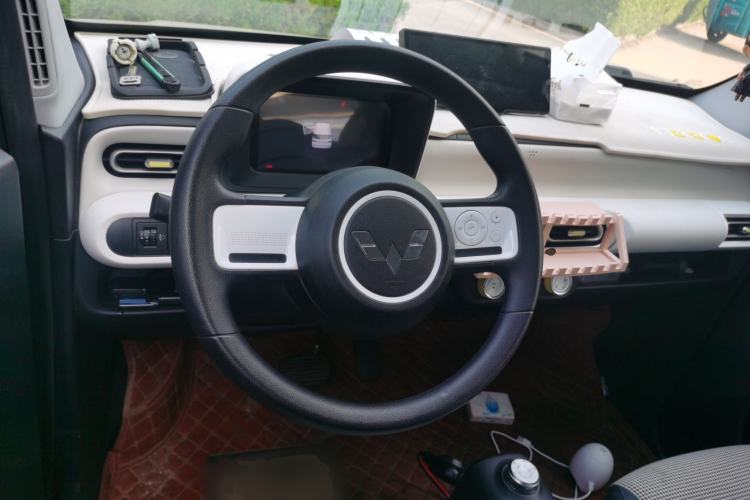 Used Wuling Hongguang MINIEV 2024 3rd Generation 215km Youth Edition Steering Wheel