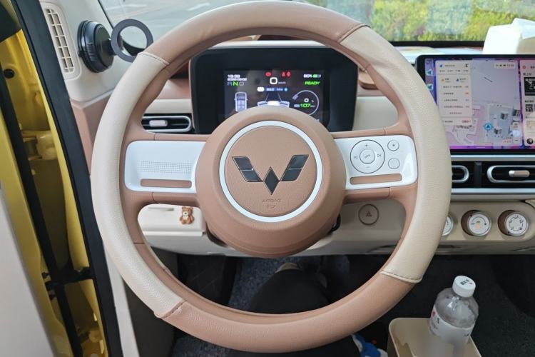 Used Wuling Hongguang MINIEV 2024 3rd Generation 215km Youth Edition Steering Wheel