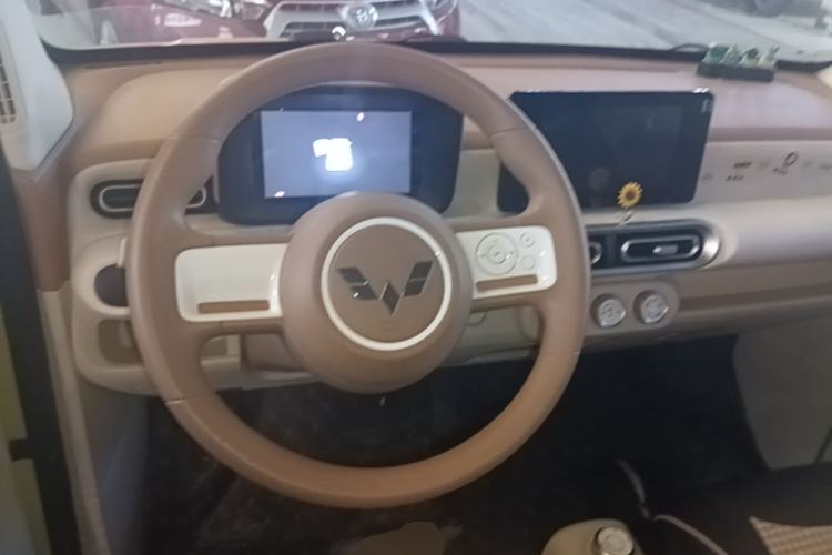 Used Wuling Hongguang MINIEV 2024 3rd Generation 215km Advanced Version Steering Wheel