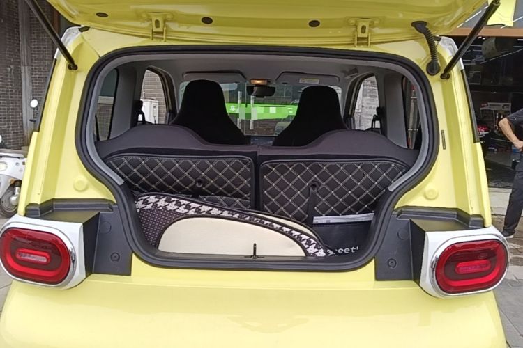 Used Wuling Hongguang MINIEV 2024 3rd Generation 215km Advanced Version Trunk