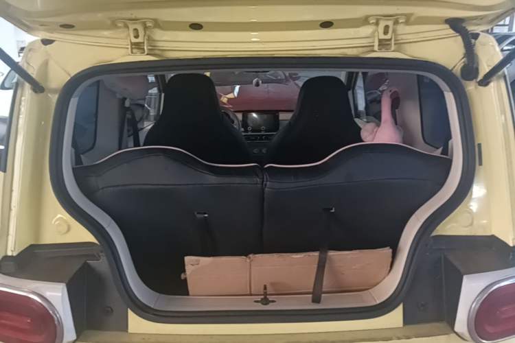 Used Wuling Hongguang MINIEV 2024 3rd Generation 215km Advanced Version Trunk