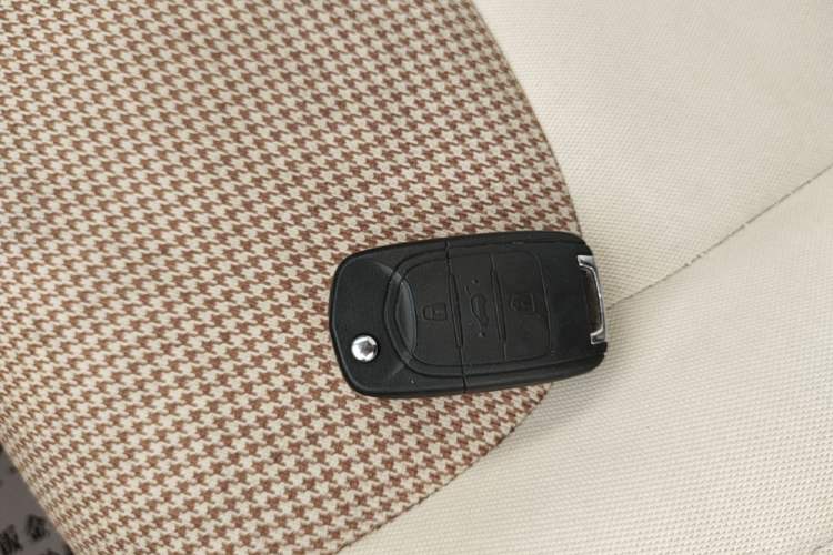 Used Wuling Hongguang MINIEV 2024 3rd Generation 215km Youth Edition Vehicle Key