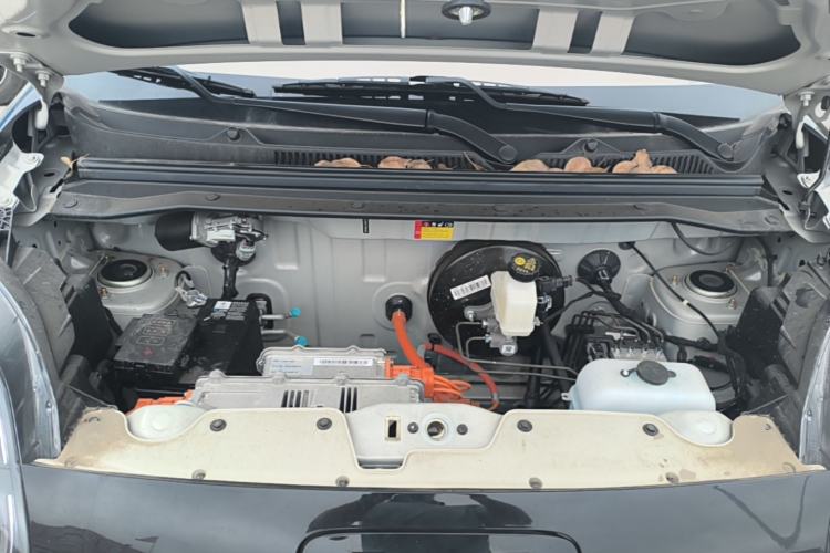 Used Wuling Hongguang MINIEV 2025 Four-Door Version Advanced Edition Engine Bay