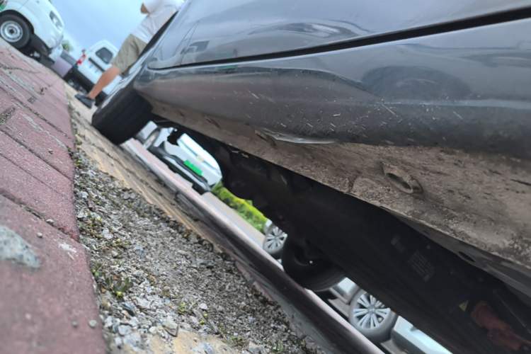 Used Wuling Hongguang MINIEV 2025 Four-Door Version Advanced Edition Right Side Sill