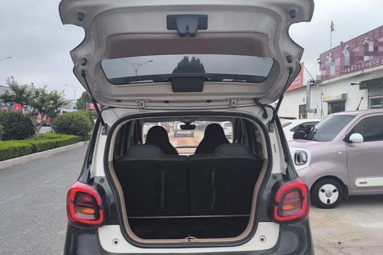 Used Wuling Hongguang MINIEV 2025 Four-Door Version Advanced Edition Trunk