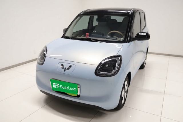 Ojetý Wuling Hongguang MINIEV 2025 Four-Door Version Advanced Edition