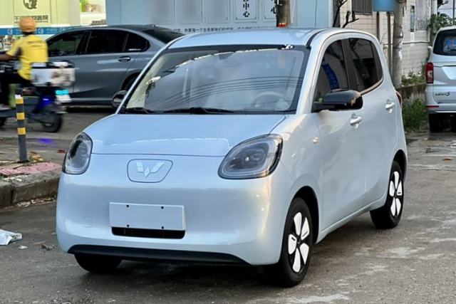 Used Wuling Hongguang MINIEV 2025 Four-Door Version Advanced Edition